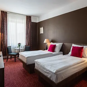 Hotel Harmony, Praga