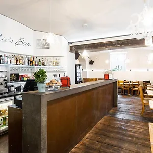 Хостел Sophie's