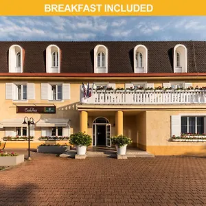 Отель Carl Restaurant & Free Parking